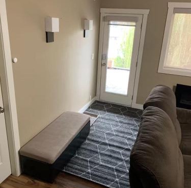 Licensed 2-Bedroom Suite Eco-Friendly Solar Home in Kelowna