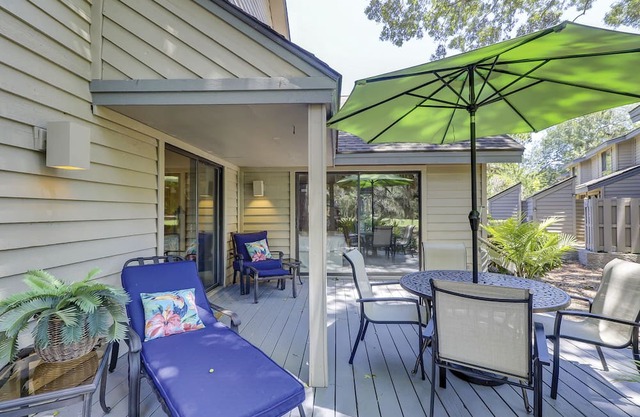 178 Greens- Short Walk to the Pool and Beach! in Hilton Head